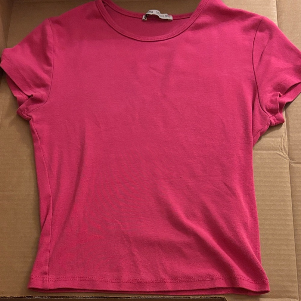 Bershka Fuchsia Short Sleeve Tee